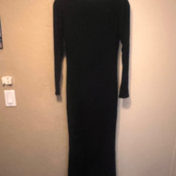 Elegant Black Long Sleeve Dress - Picture 4 of 7